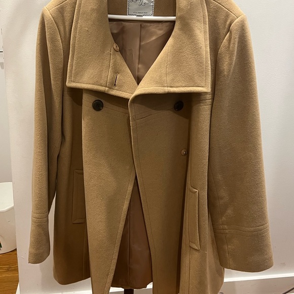 Larry Levine peacoat in Beige womens sz xl in perfect condition. - Picture 2 of 4